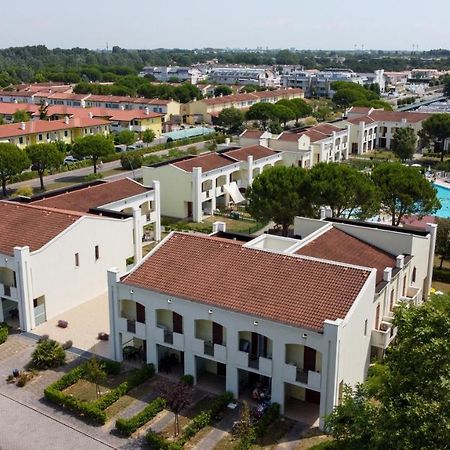 Villaggio Calycanthus Bibione Exterior foto